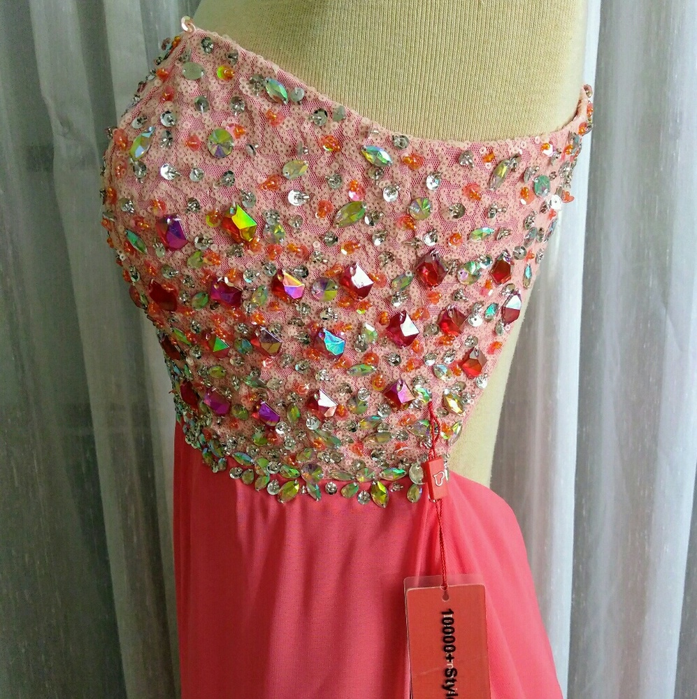 Coral  size s formal / prom gown Jewel bodice - Picture 3 of 6